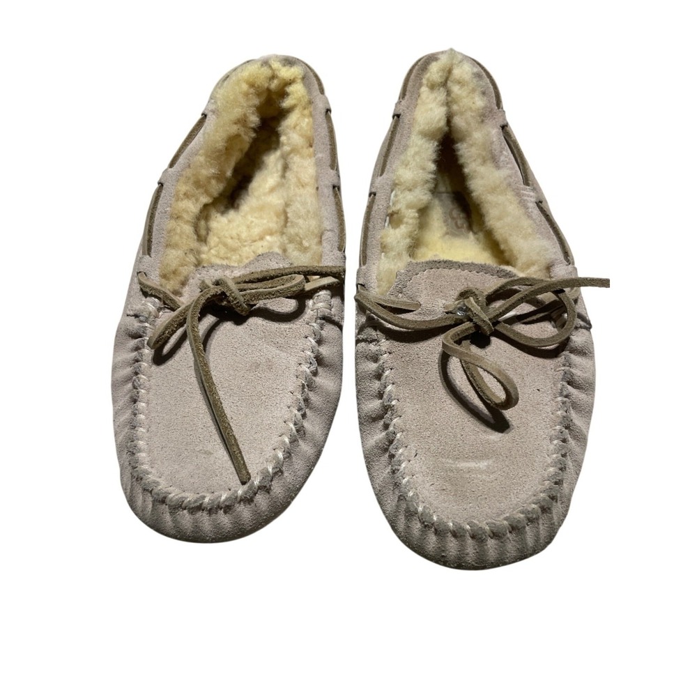 UGG Australia Kids Blush color Suede Sheepskin Moccasin Slippers Size 2 Beige